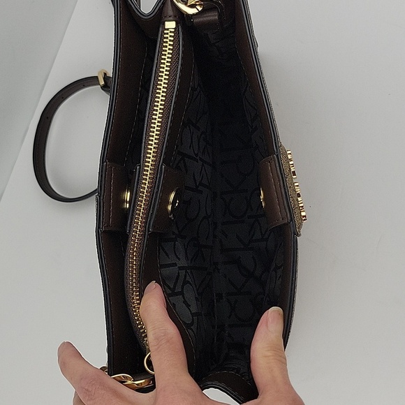 Calvin Klein XBody Bag Tan & Brown Signature Print - Picture 10 of 16